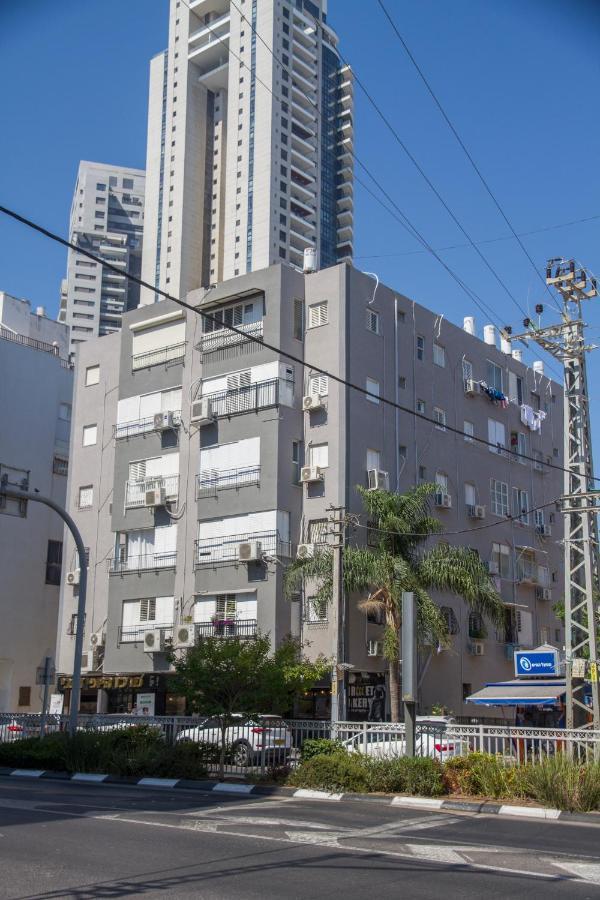 בת ים Apartments4You Bally מראה חיצוני תמונה